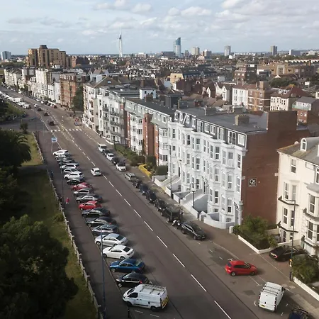 2-Br Chic, Stylish Southsea Apt, Great Views, Easter Special Offer! Spacious & Free Parking Permit, Sleeps 4 - By Blue Puffin Stays Portsmouth Exterior photo