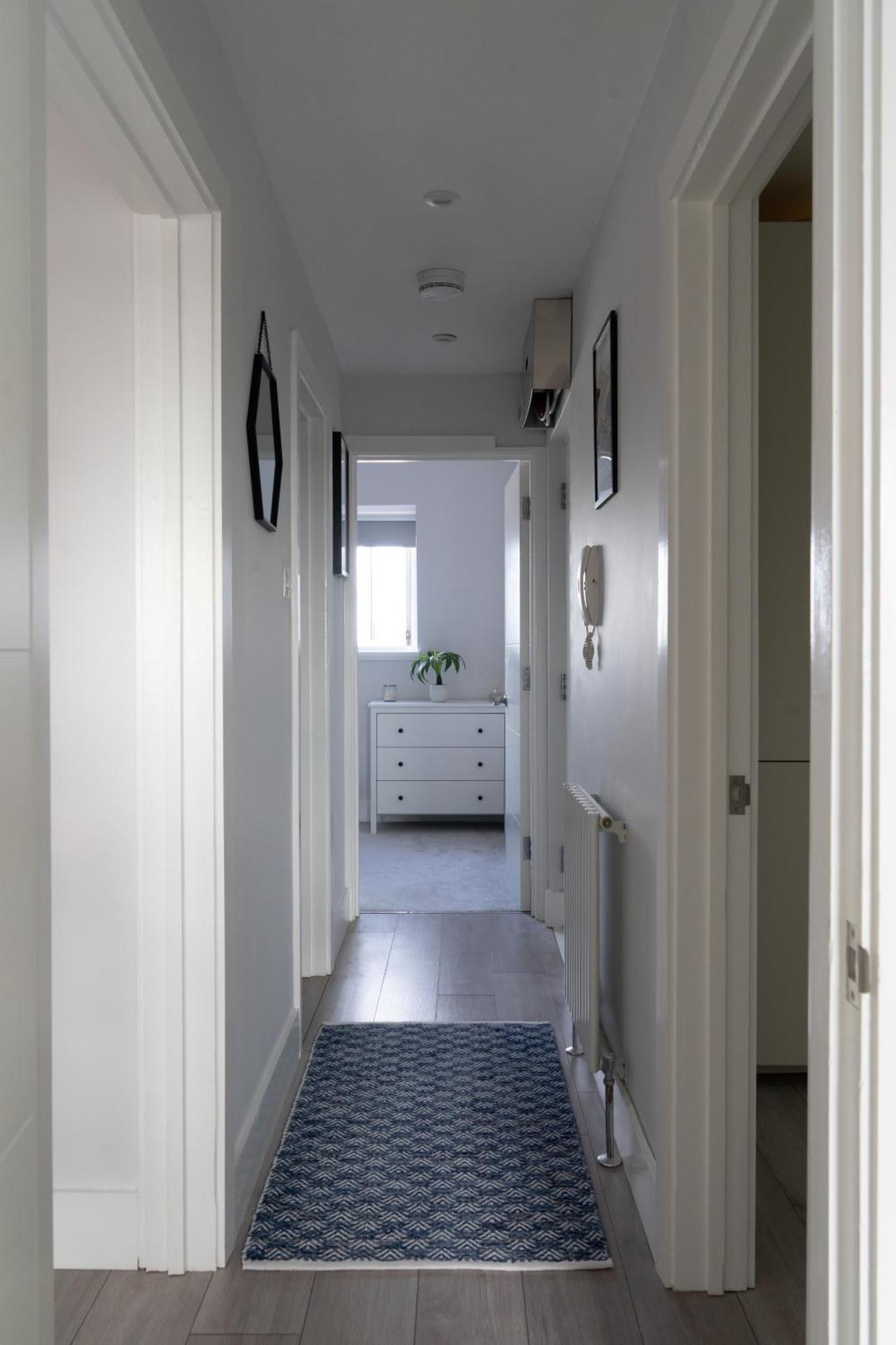 2-br Chic, Stylish Southsea Apt, Great Views, Easter Special Offer! Spacious & Free Parking Permit, Sleeps 4 - By Blue Puffin Portsmouth